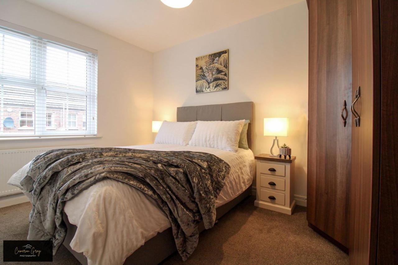 Nice 2 Bed House, Office, Wi-Fi, Free Parking Belfast Exterior photo